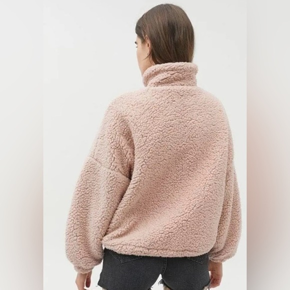 Urban Outfitters Willow Fuzzy Pink Drawstring Teddy Jacket Size Small - Picture 4 of 12